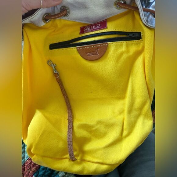 La Espuela LILO Collection Horse Leather Convertible Backpack/Sling Purse - Picture 3 of 11